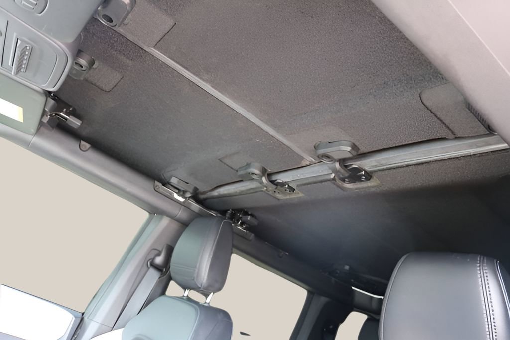 Used 2024 Ford Bronco Wildtrak image 12