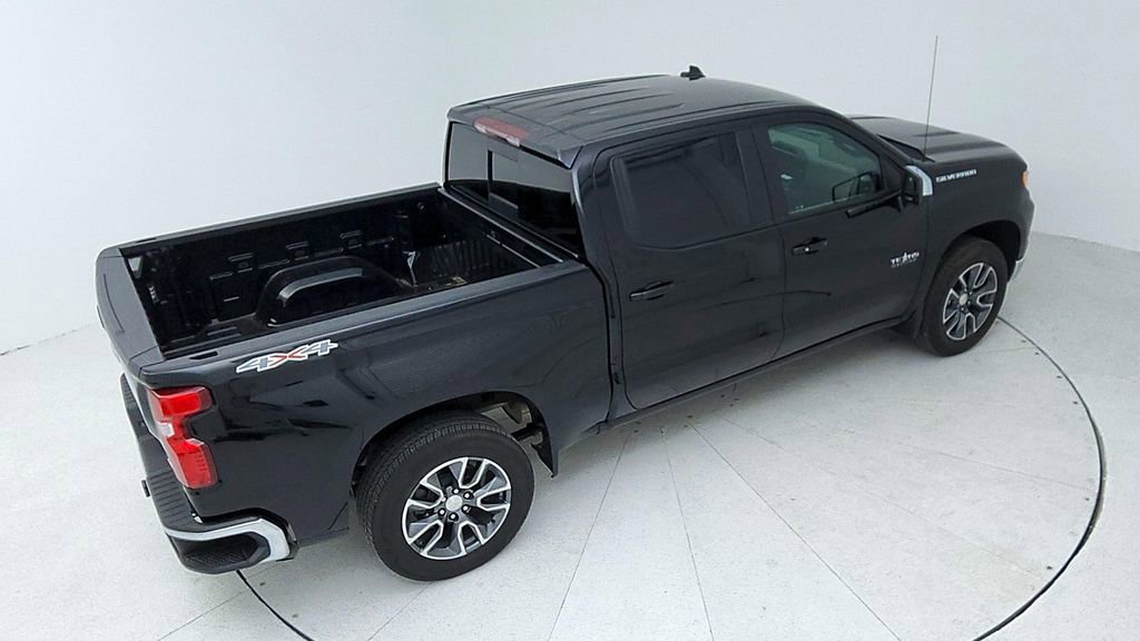 Certified 2023 Chevrolet Silverado 1500 LT w/ Leather Package image 16