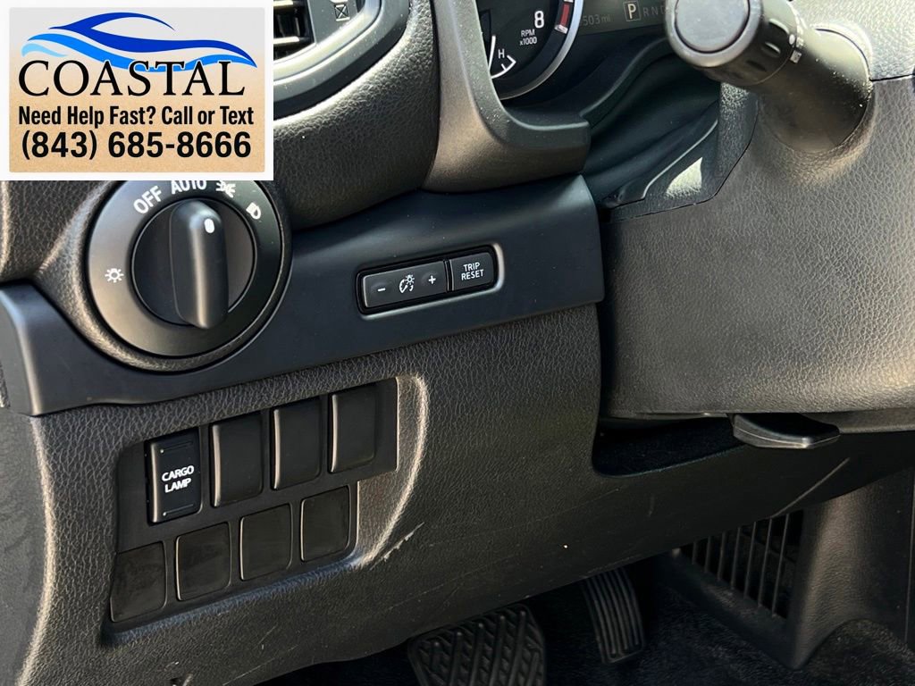 Used 2021 Nissan Titan S w/ S Utility Package RWD image 9