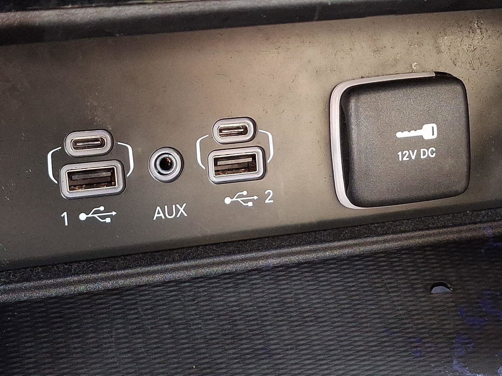 Used 2022 Jeep Grand Cherokee L Laredo image 24