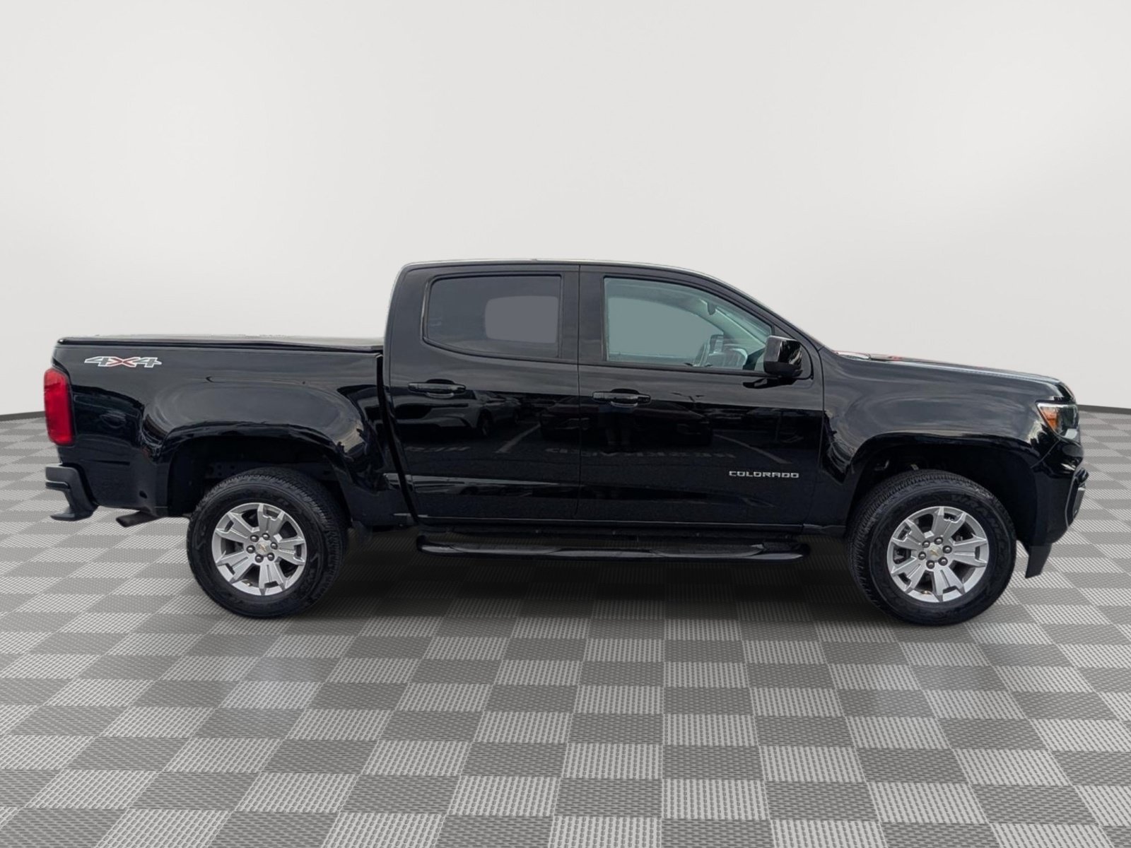 Used 2022 Chevrolet Colorado LT AWD/4WD image 6
