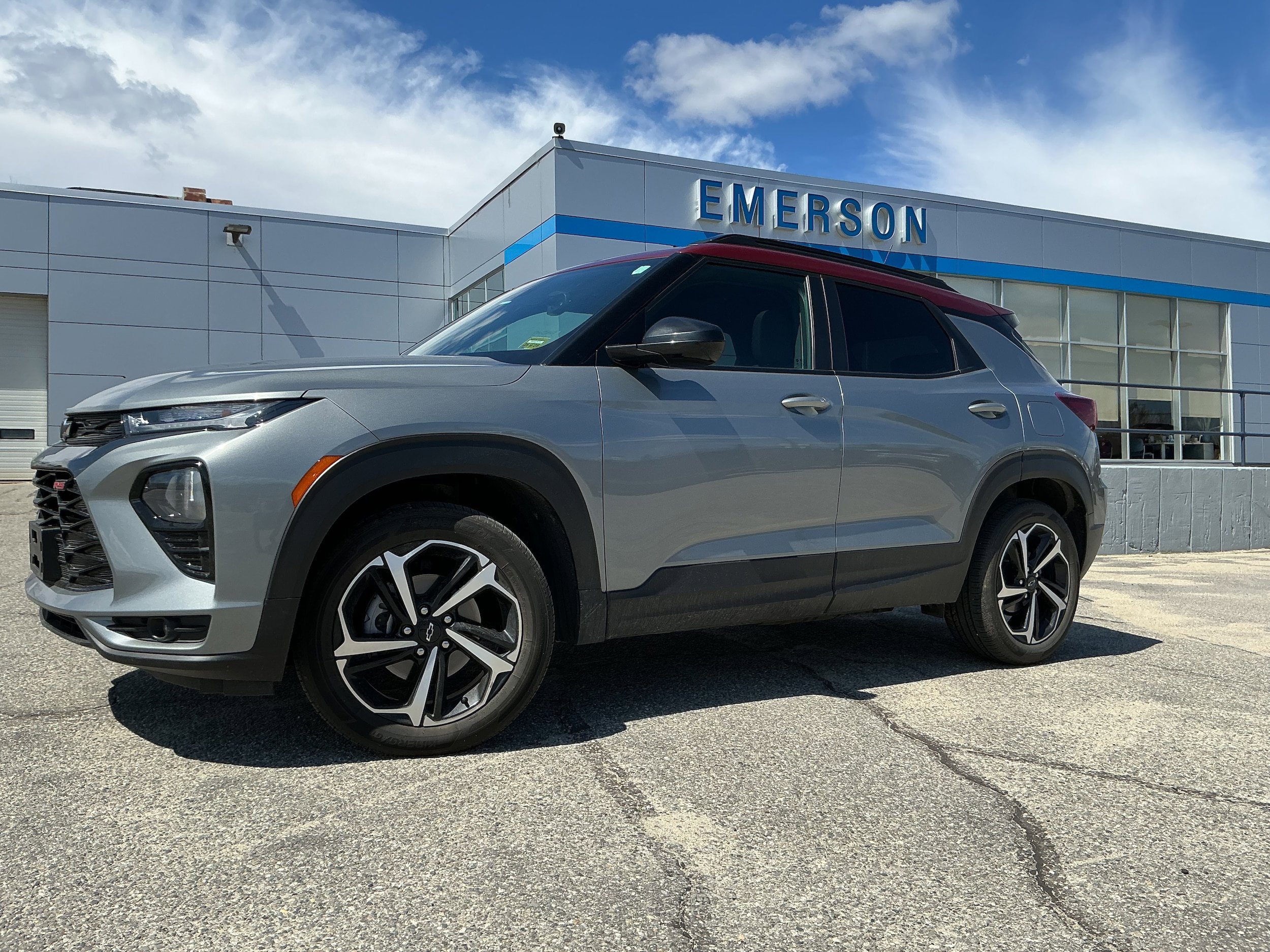 Certified 2023 Chevrolet TrailBlazer RS w/ Sun and Liftgate Package AWD/4WD image 4