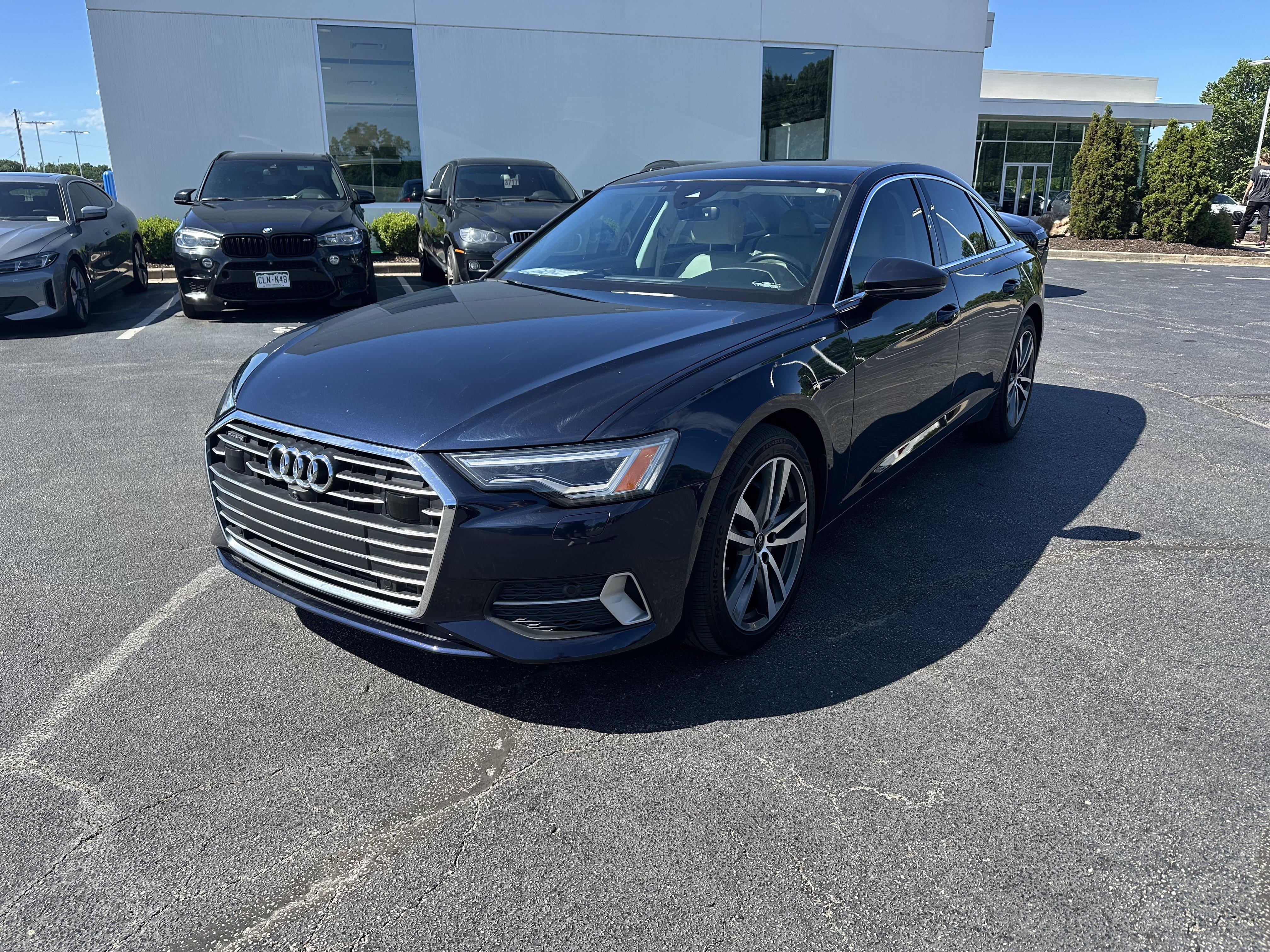 Used 2023 Audi A6 Premium Plus w/ Premium Plus Package AWD/4WD image 3