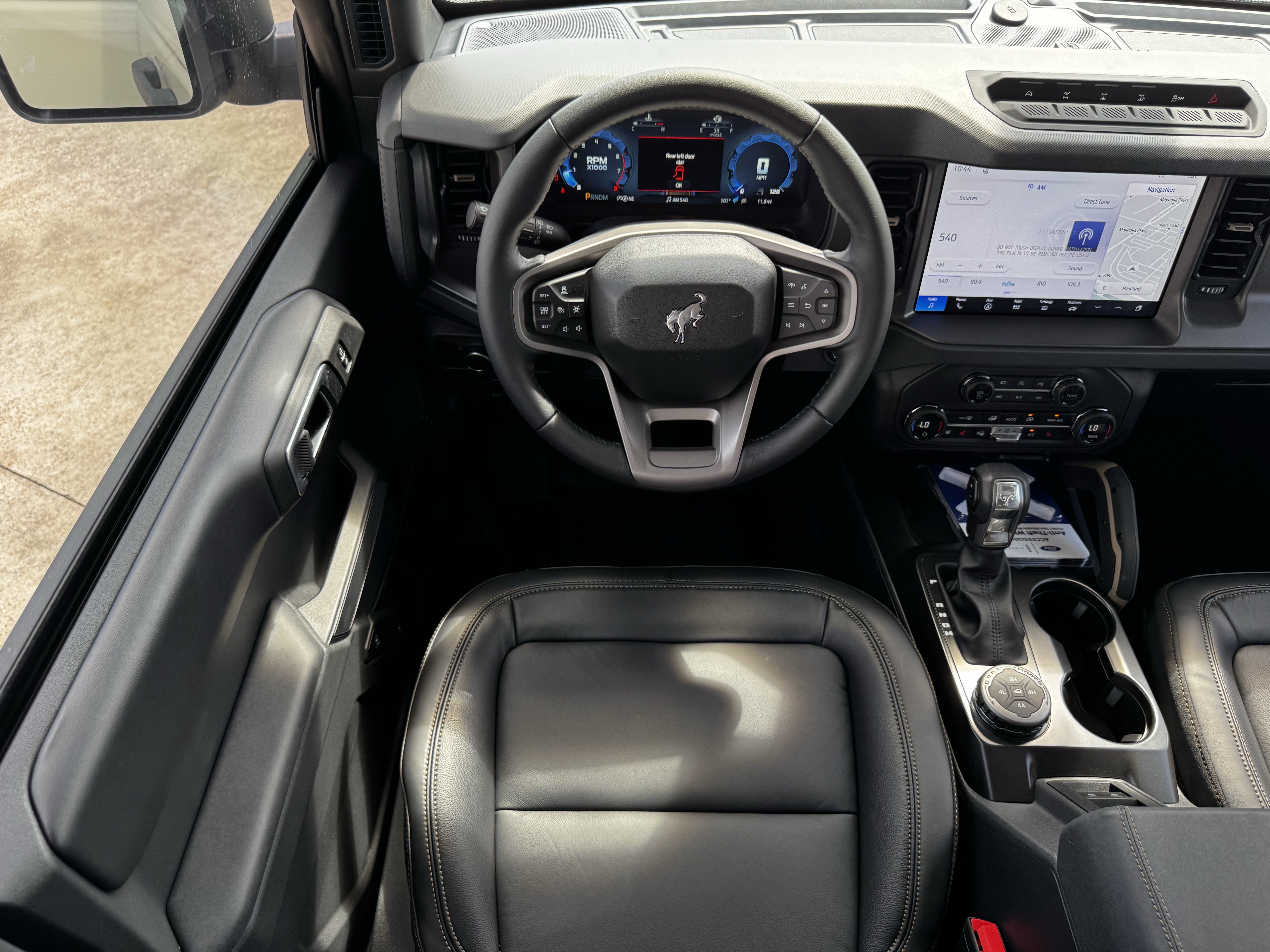 New 2026 Ford Bronco Badlands AWD/4WD image 14