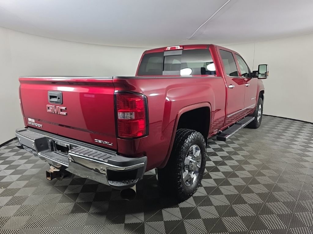 Used 2018 GMC Sierra 3500 Denali w/ Duramax Plus Package image 5