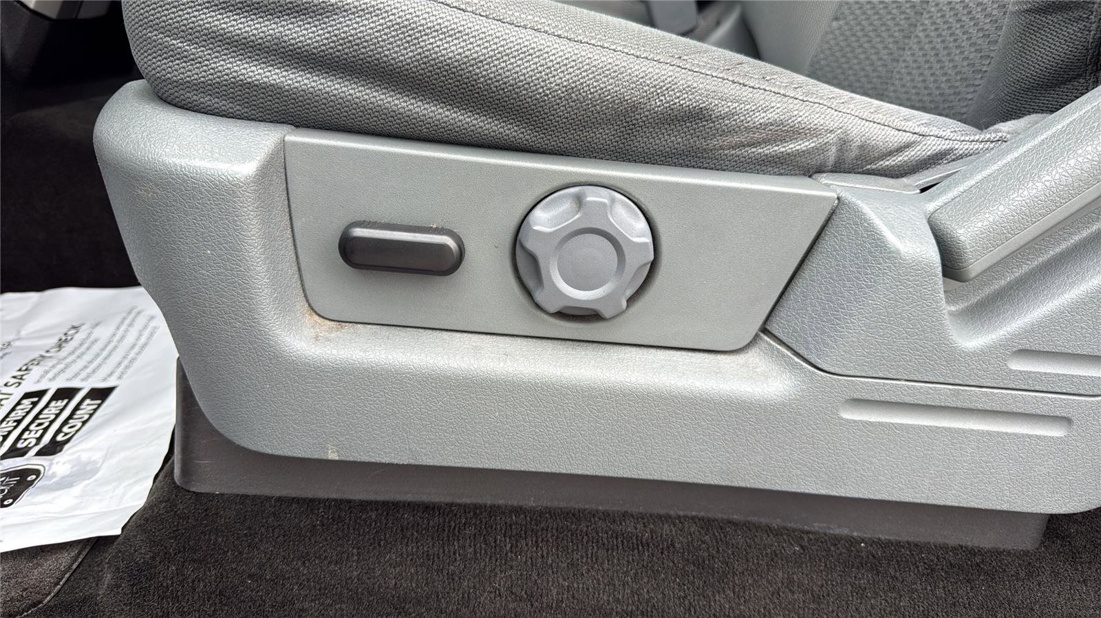 Used 2013 Ford F150 XLT w/ Luxury Equipment Group image 19