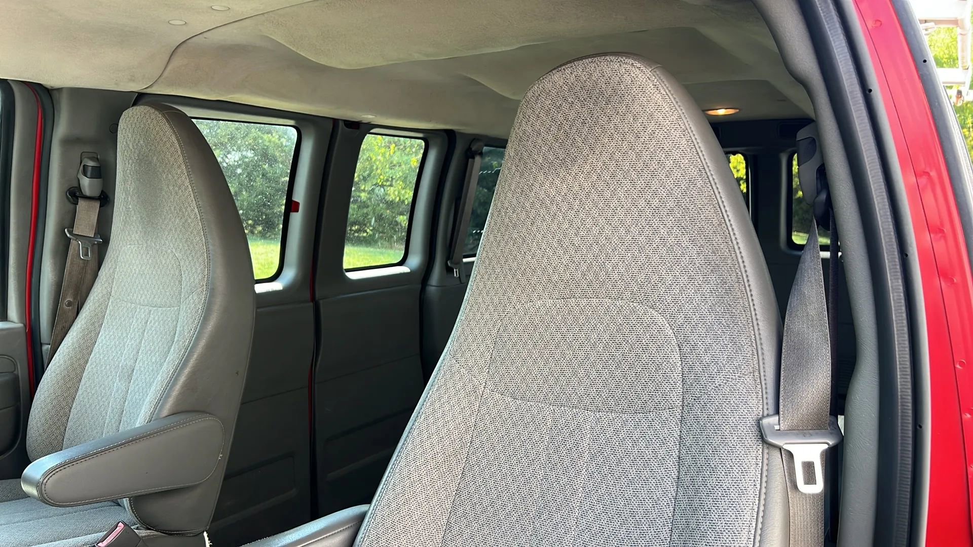 Used 2014 GMC Savana 2500 image 11