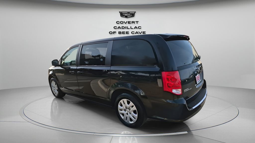 Used 2018 Dodge Grand Caravan SE w/ UConnect Hands-Free Group image 7