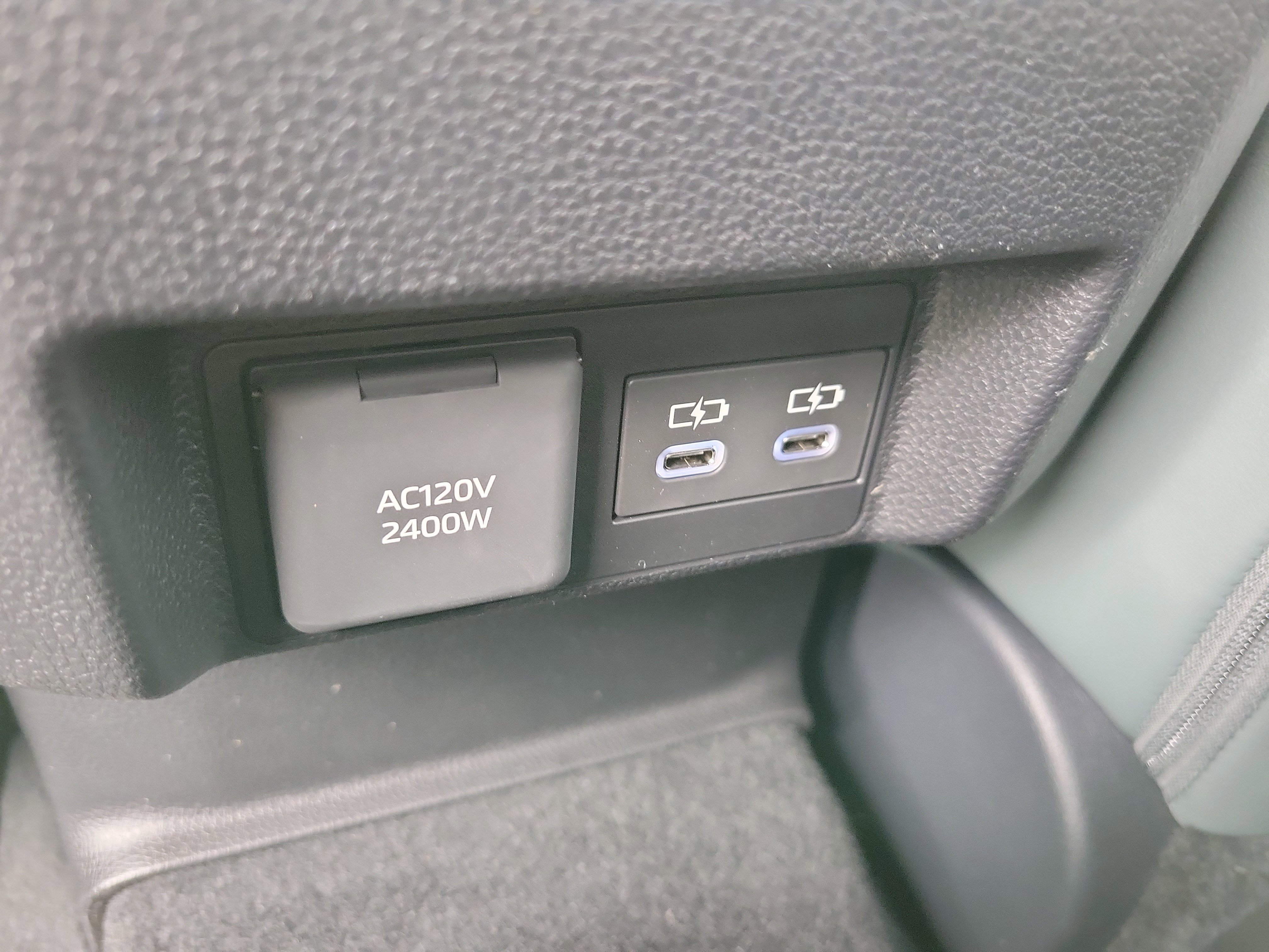 New 2025 Toyota Tacoma 4x4 Double Cab Hybrid image 17