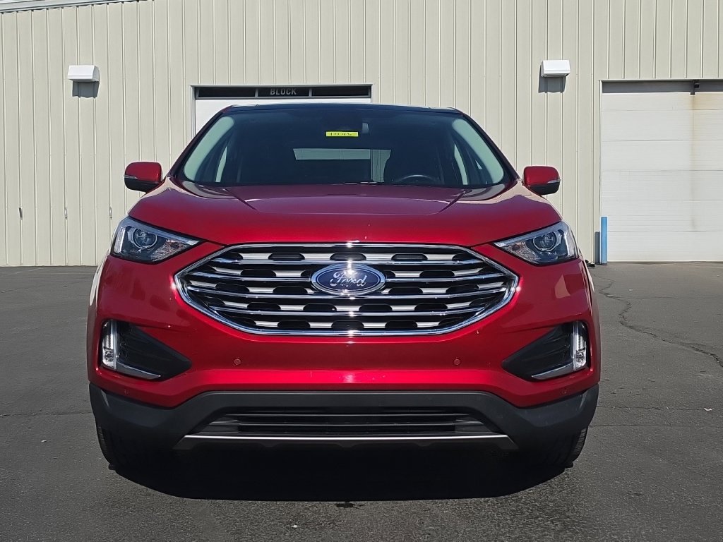 Used 2024 Ford Edge Titanium AWD/4WD image 2