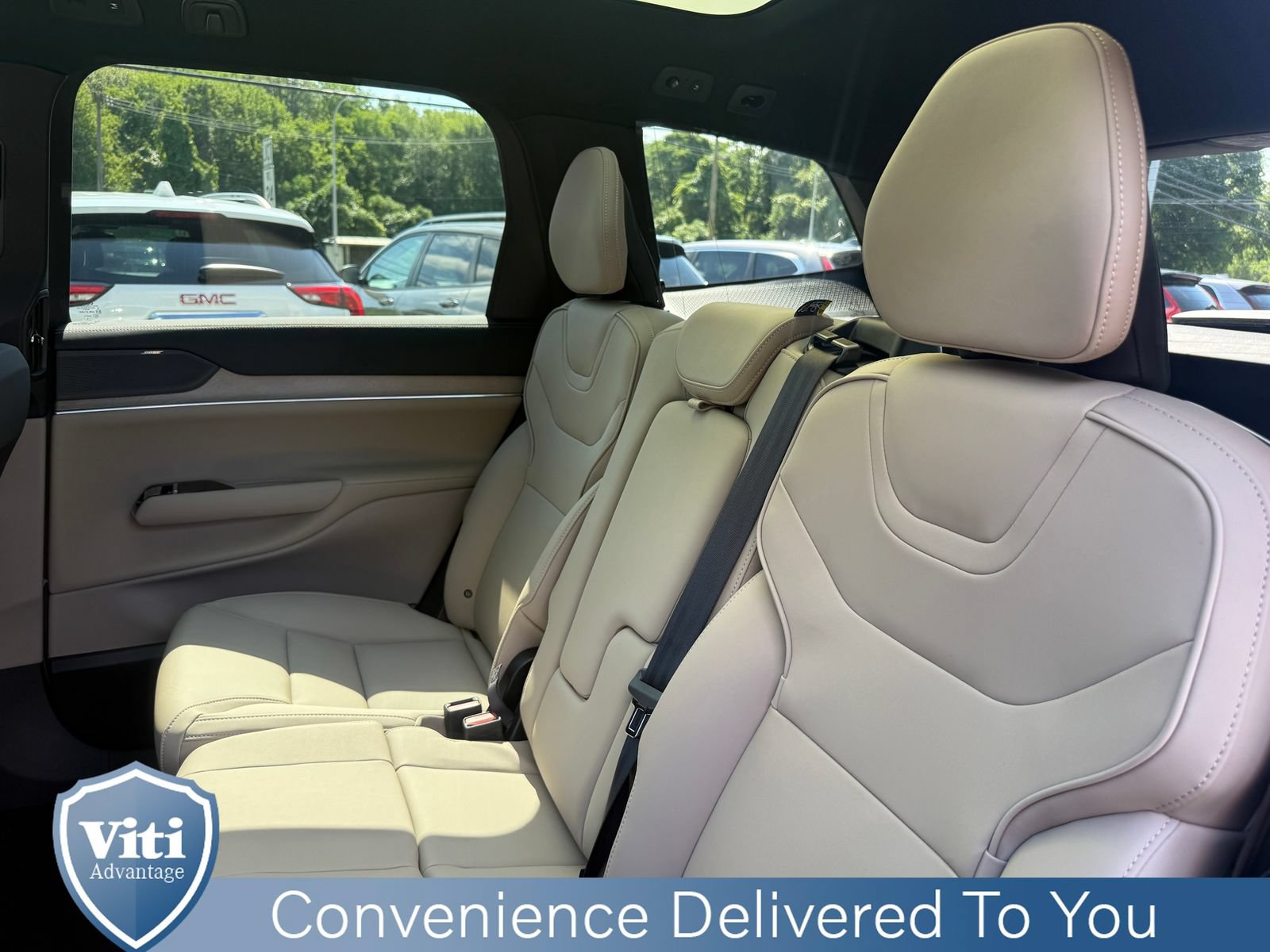 New 2026 Volvo EX90 Plus AWD/4WD image 14