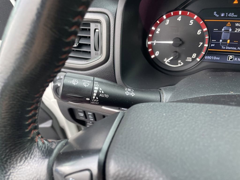 Used 2023 Nissan Titan PRO-4X image 14