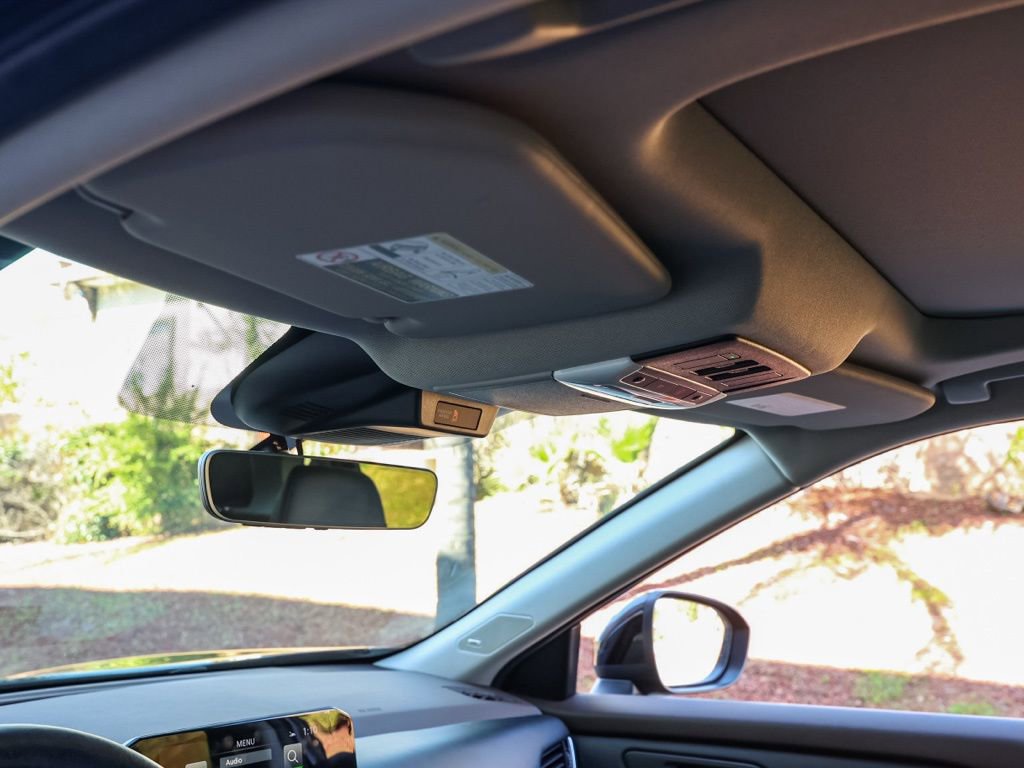 Used 2023 Nissan Rogue SL w/ SL Premium Package image 13