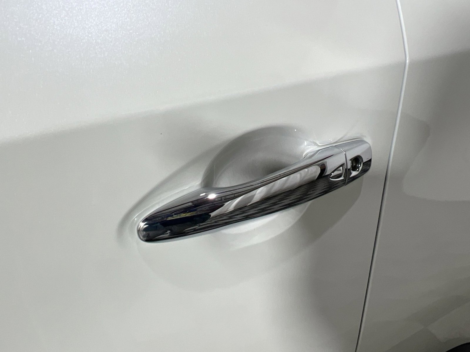 Used 2024 Nissan Murano SV image 15