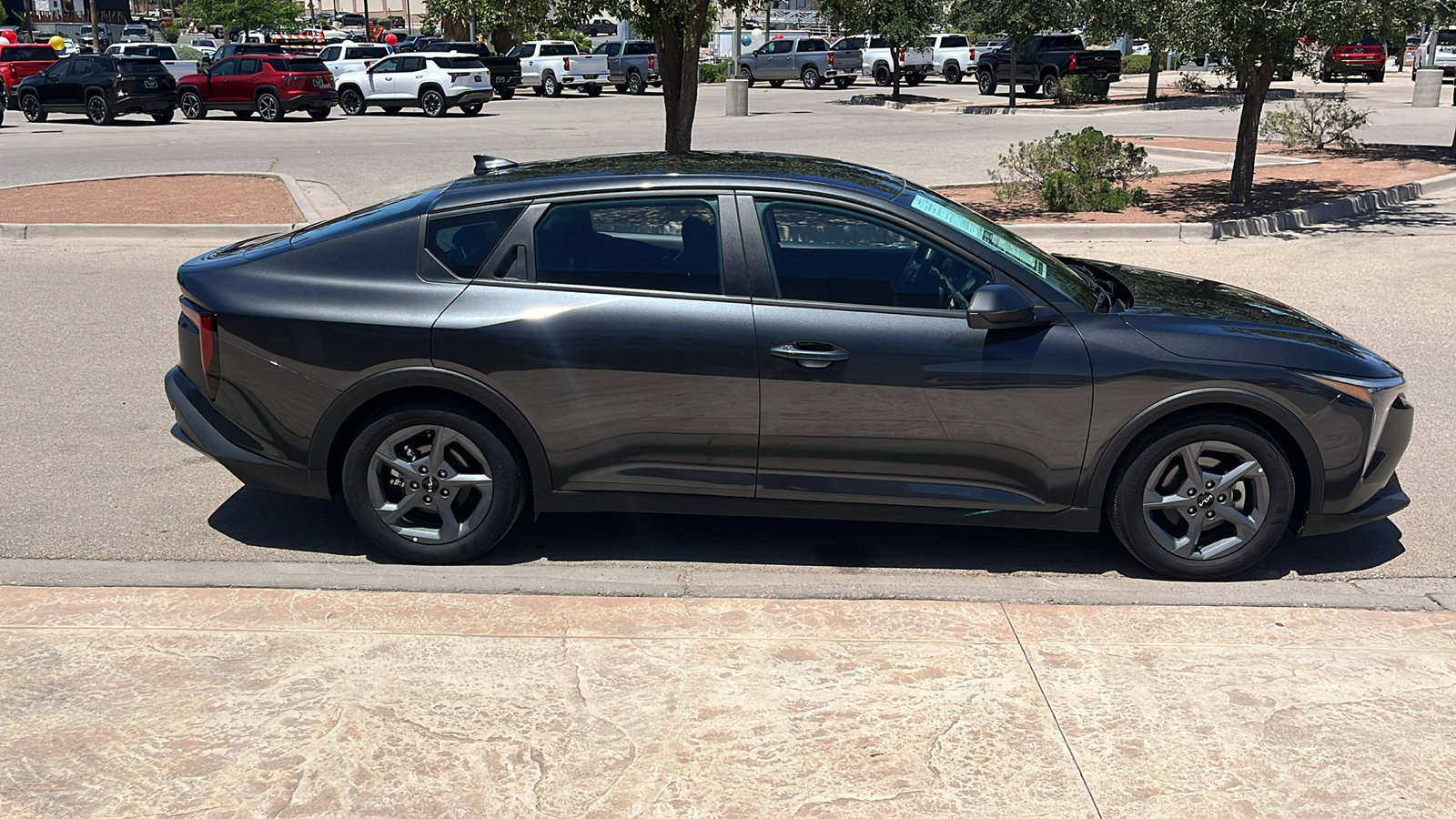 Used 2025 Kia K4 FWD image 9