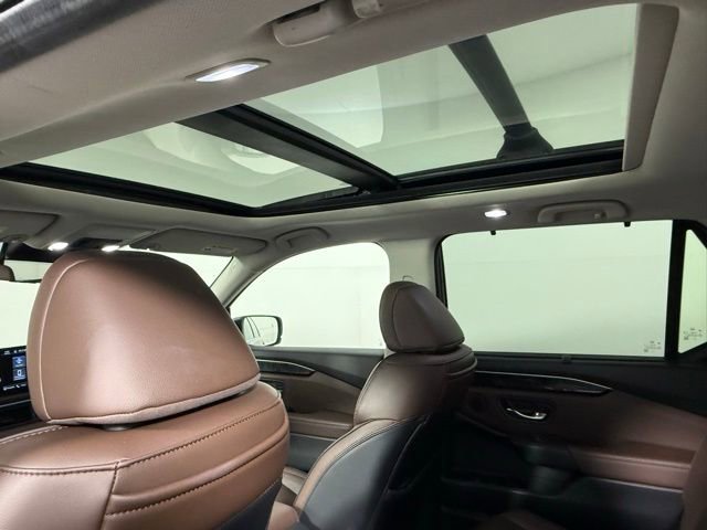Used 2024 Honda Pilot Elite image 39