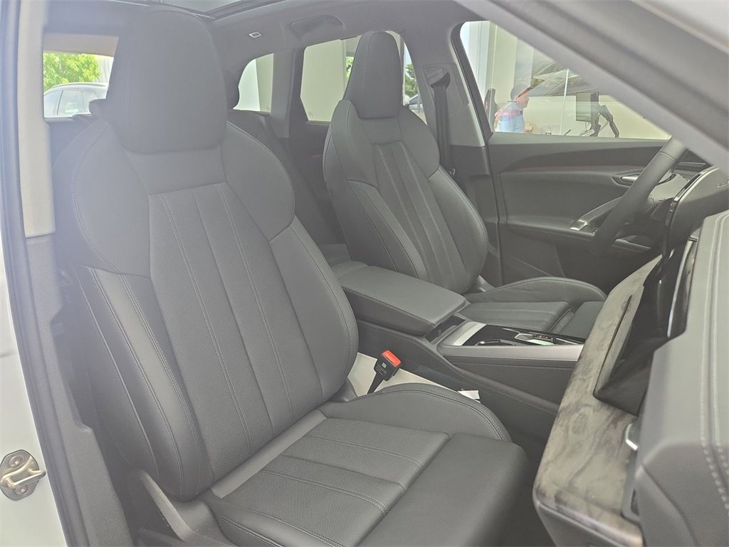New 2025 Audi Q5 Premium Plus image 27