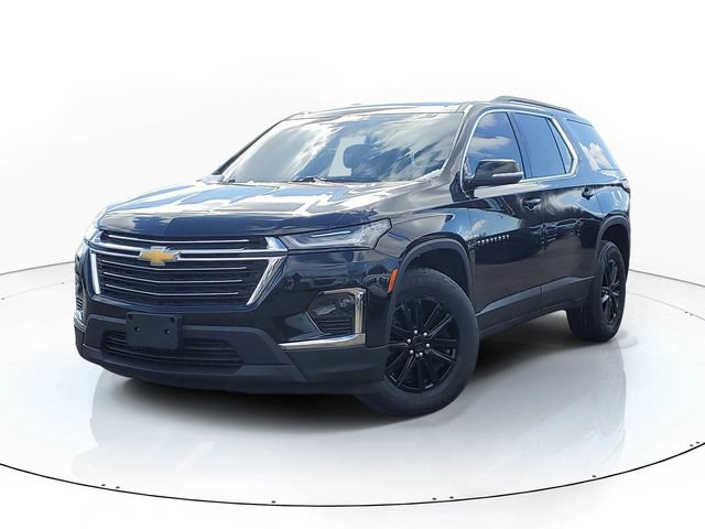 Used 2023 Chevrolet Traverse LT image 1