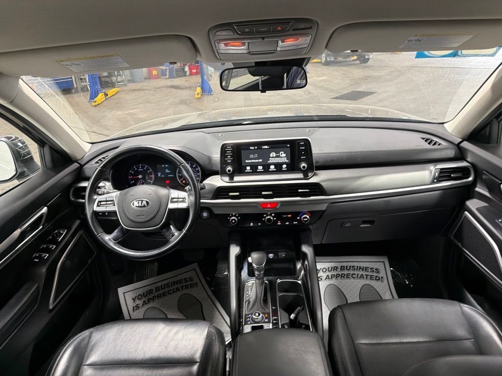 Used 2020 Kia Telluride LX AWD/4WD image 15