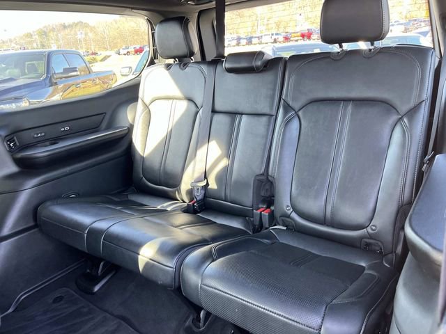 Used 2024 Jeep Wagoneer Series III AWD/4WD image 23