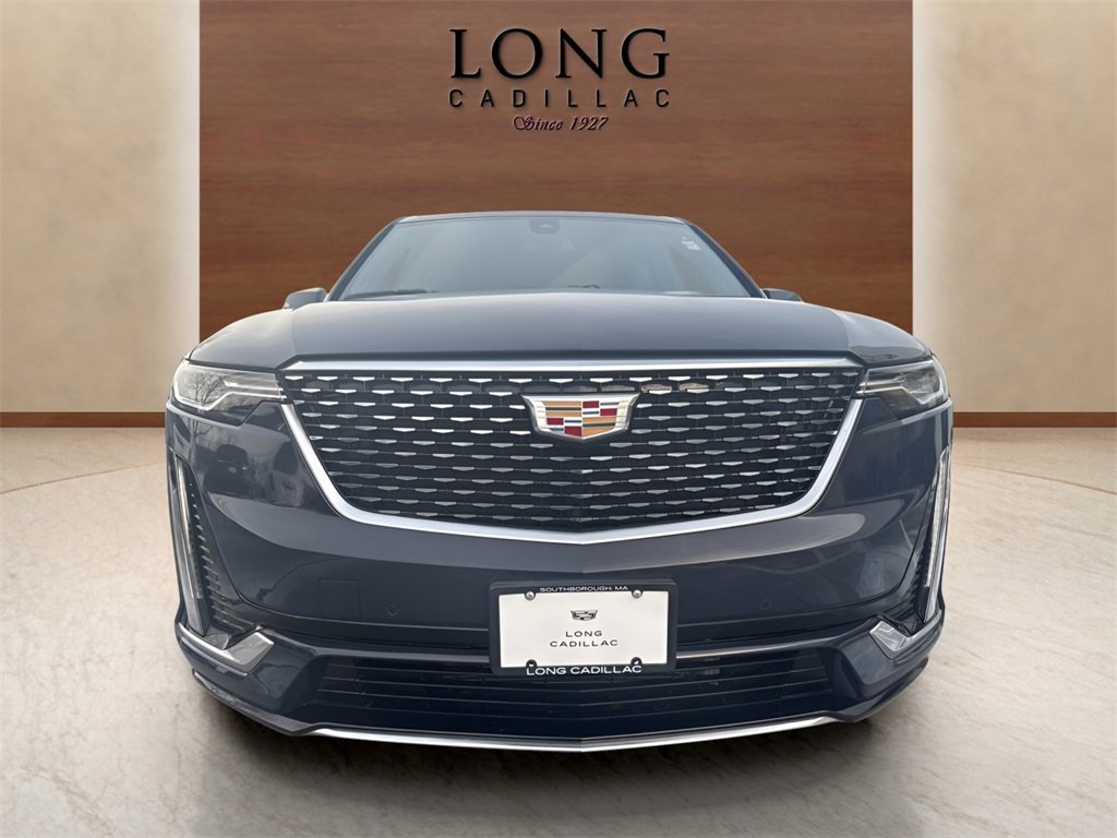 Certified 2025 Cadillac XT6 Premium Luxury image 8