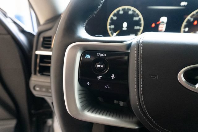 Used 2025 INFINITI QX80 Sensory AWD/4WD image 30