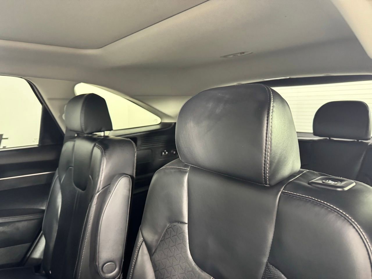 Used 2023 Kia Sorento EX w/ Panoramic Sunroof Package image 20