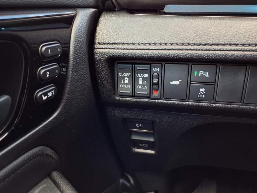 New 2026 Honda Odyssey Touring image 22