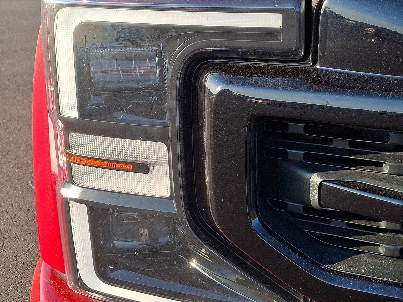 Used 2020 Ford F350 Lariat AWD/4WD image 9