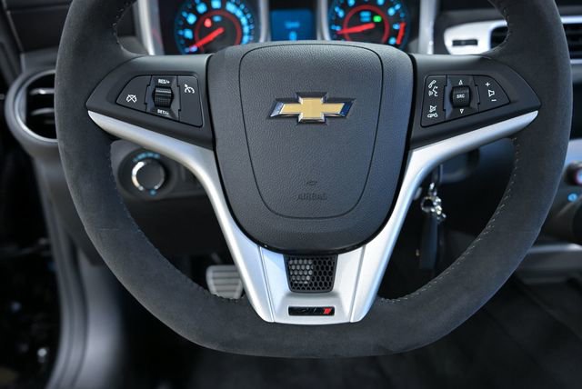 Used 2015 Chevrolet Camaro Z/28 RWD image 43