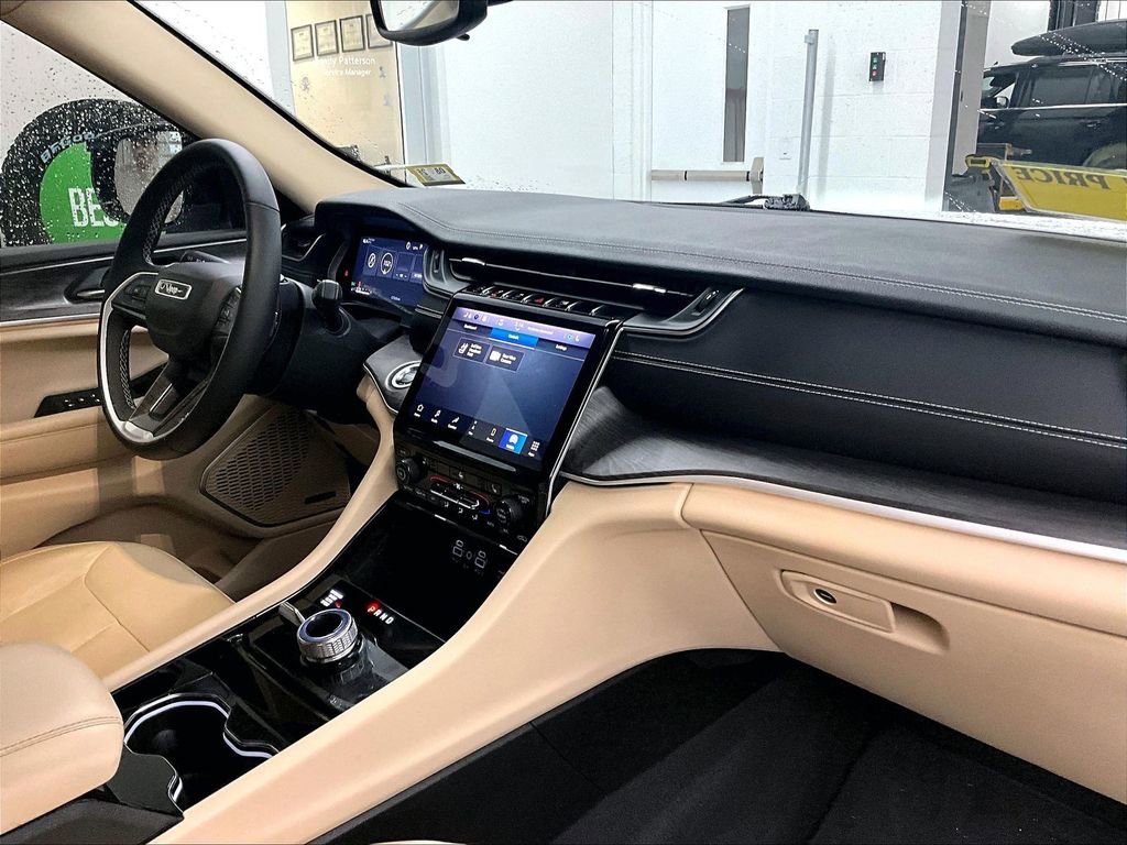 Used 2021 Jeep Grand Cherokee L Limited w/ Trailer Tow Group (B) image 14