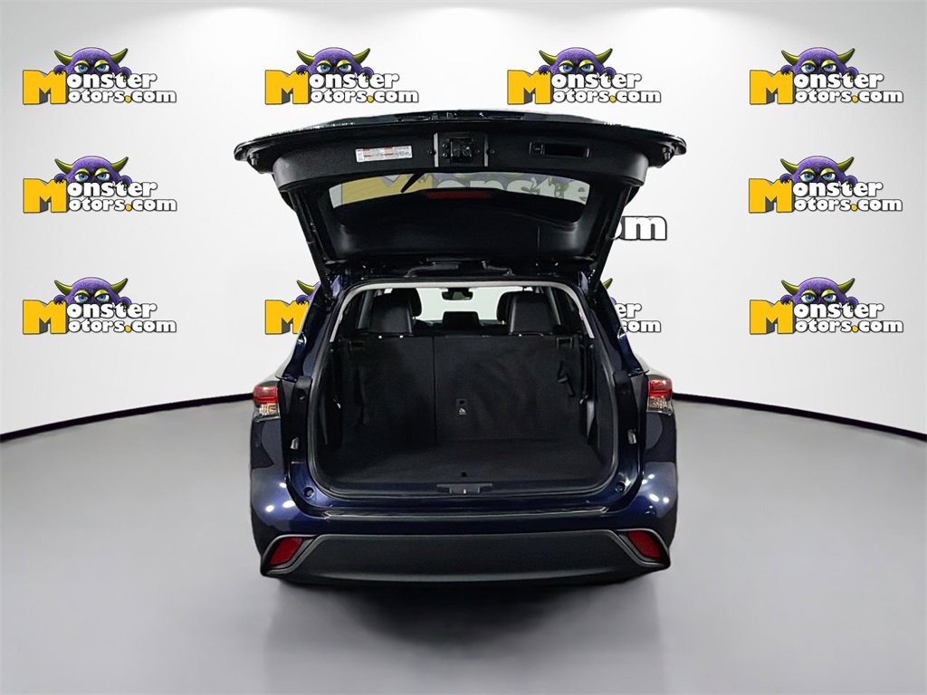 Used 2023 Toyota Highlander L image 23