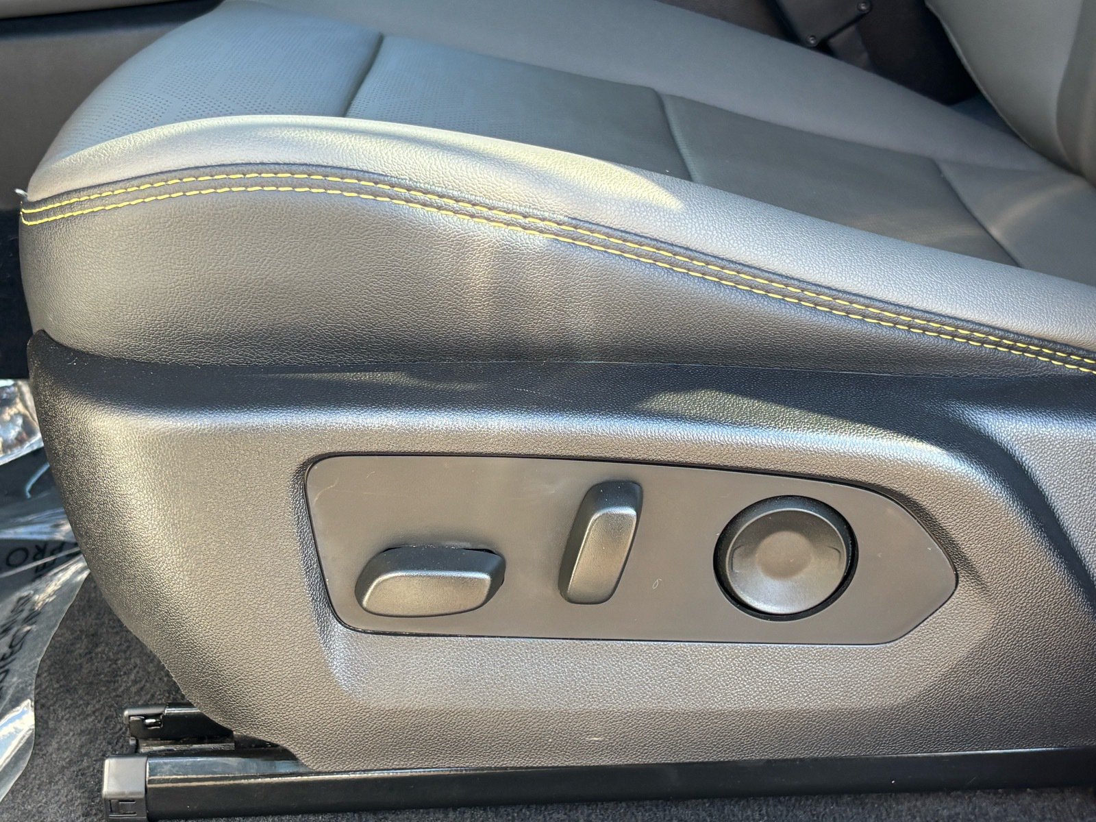 Used 2025 Chevrolet Colorado ZR2 AWD/4WD image 26