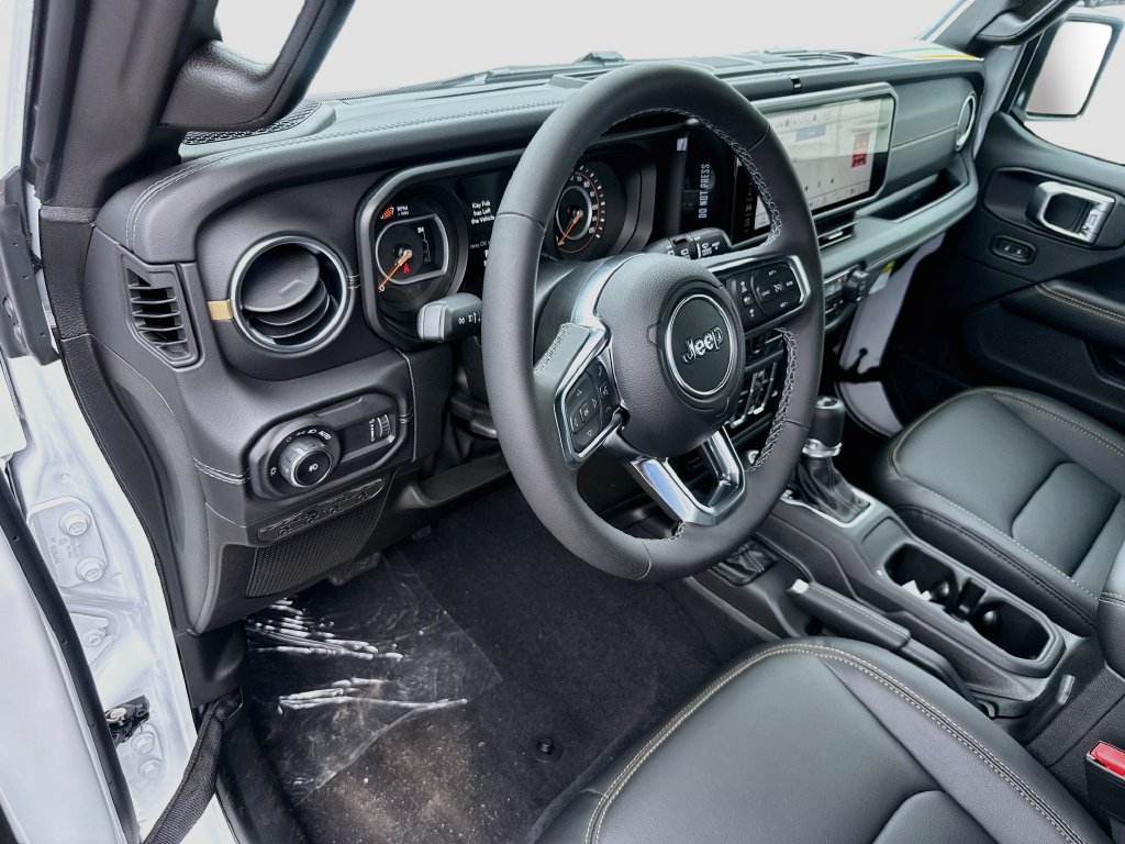 New 2027 Jeep Wrangler Unlimited Sahara AWD/4WD image 9