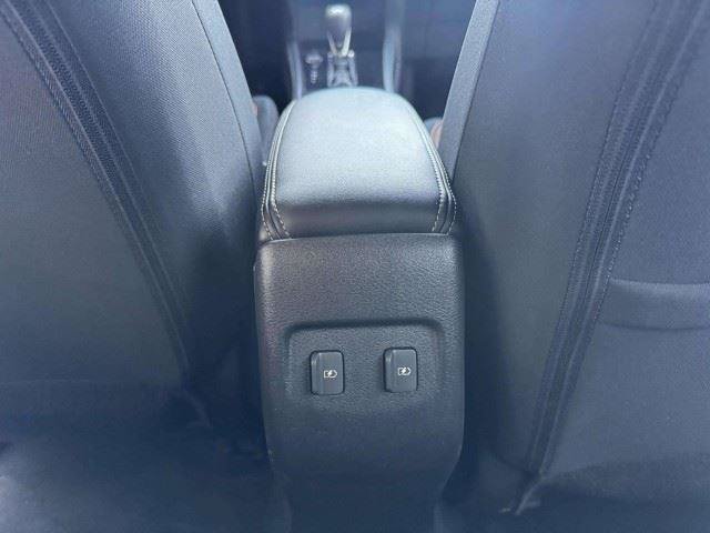 Used 2024 Nissan Kicks SR FWD image 38