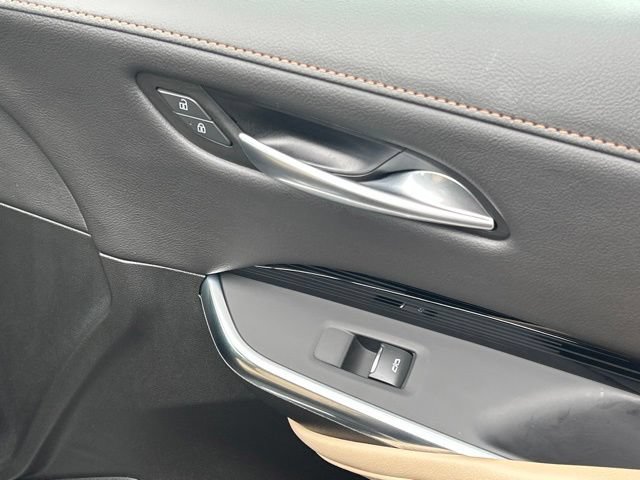 Used 2024 Cadillac XT4 Luxury w/ Cold Weather Package AWD/4WD image 42