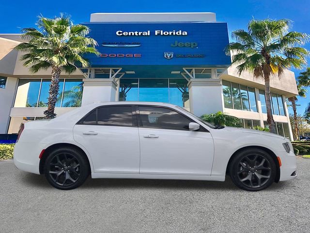 Used 2021 Chrysler 300 S image 4