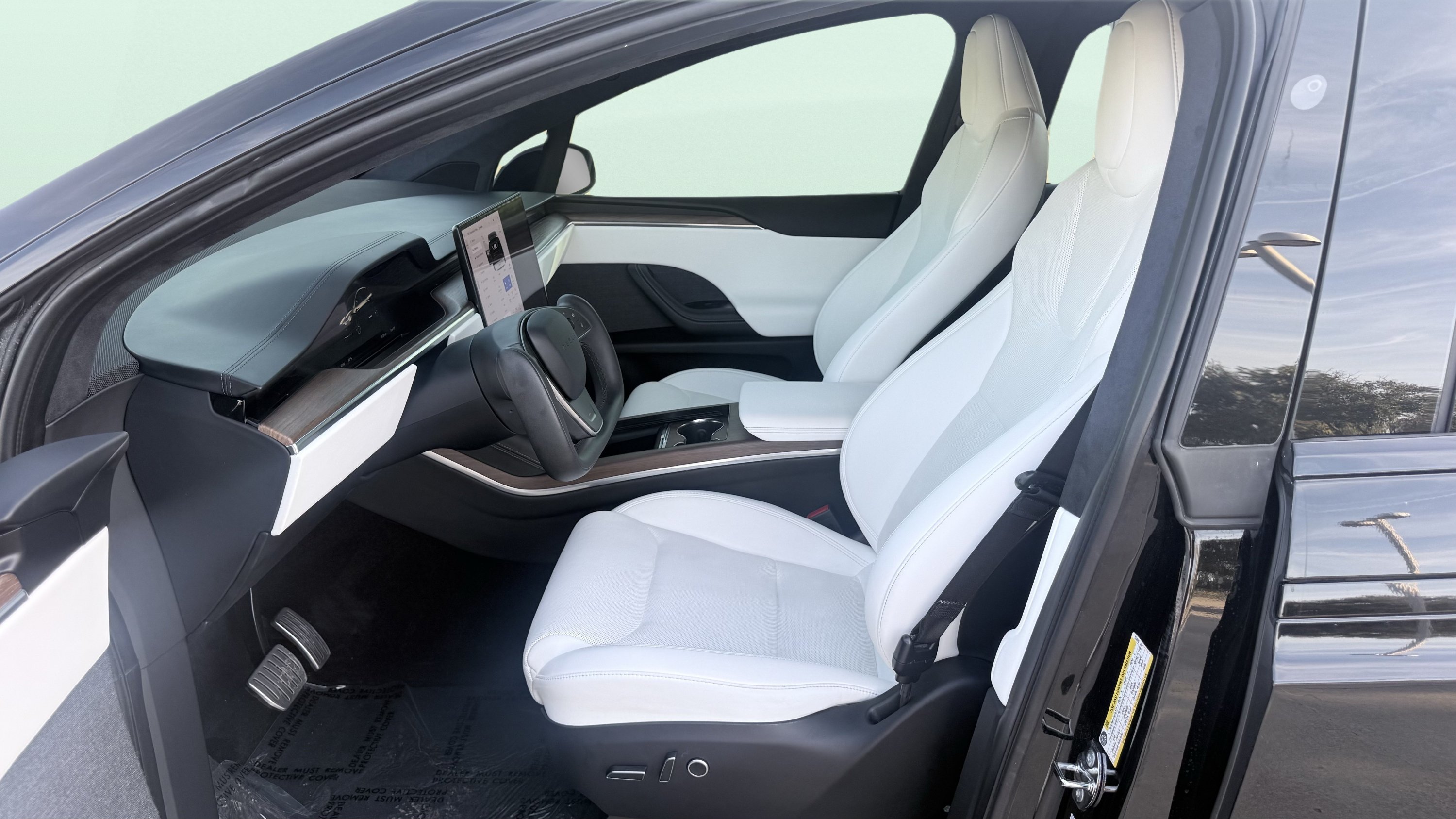 Used 2023 Tesla Model X AWD/4WD image 27