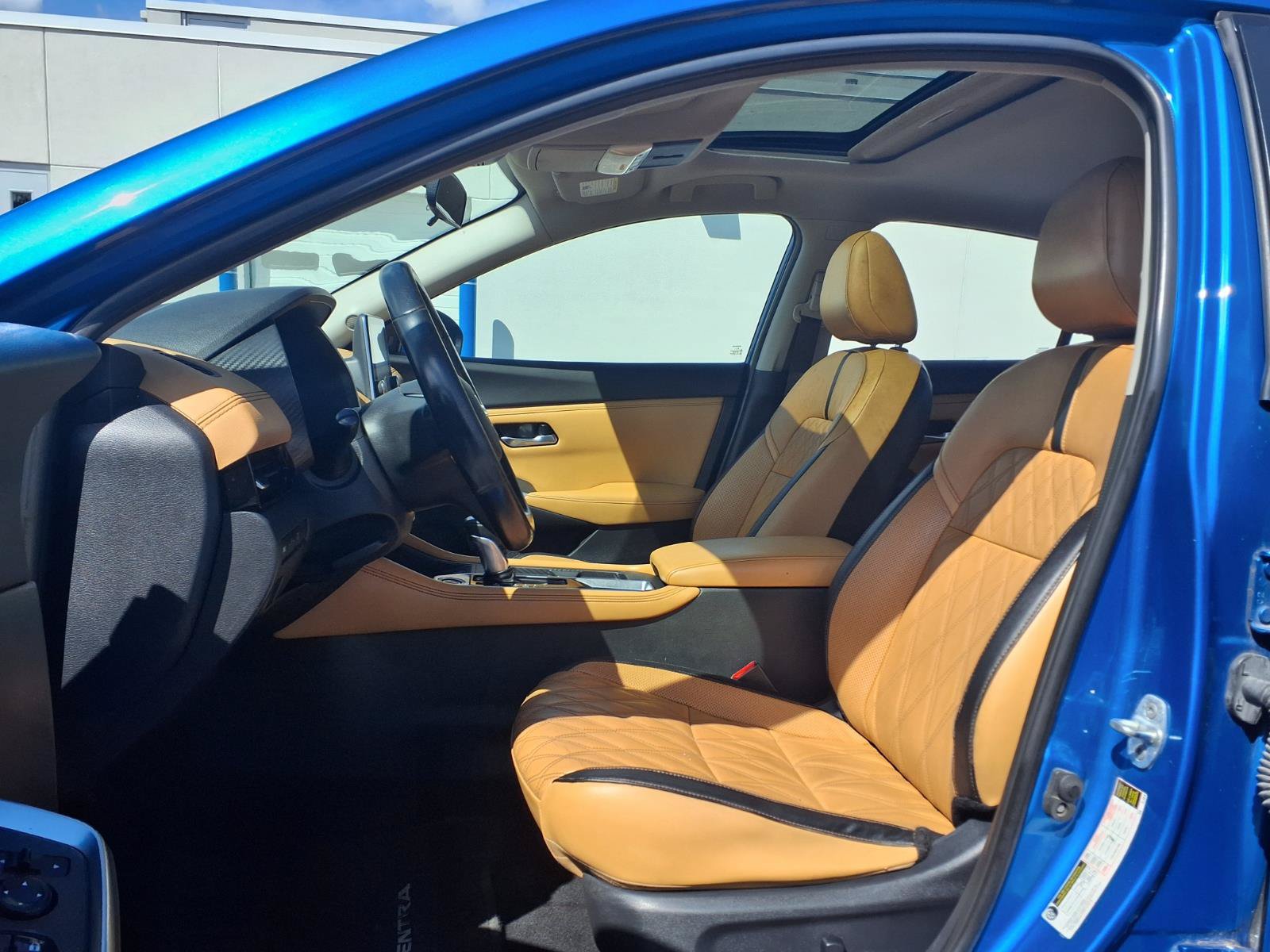 Used 2020 Nissan Sentra SV w/ SV Premium Package FWD image 11