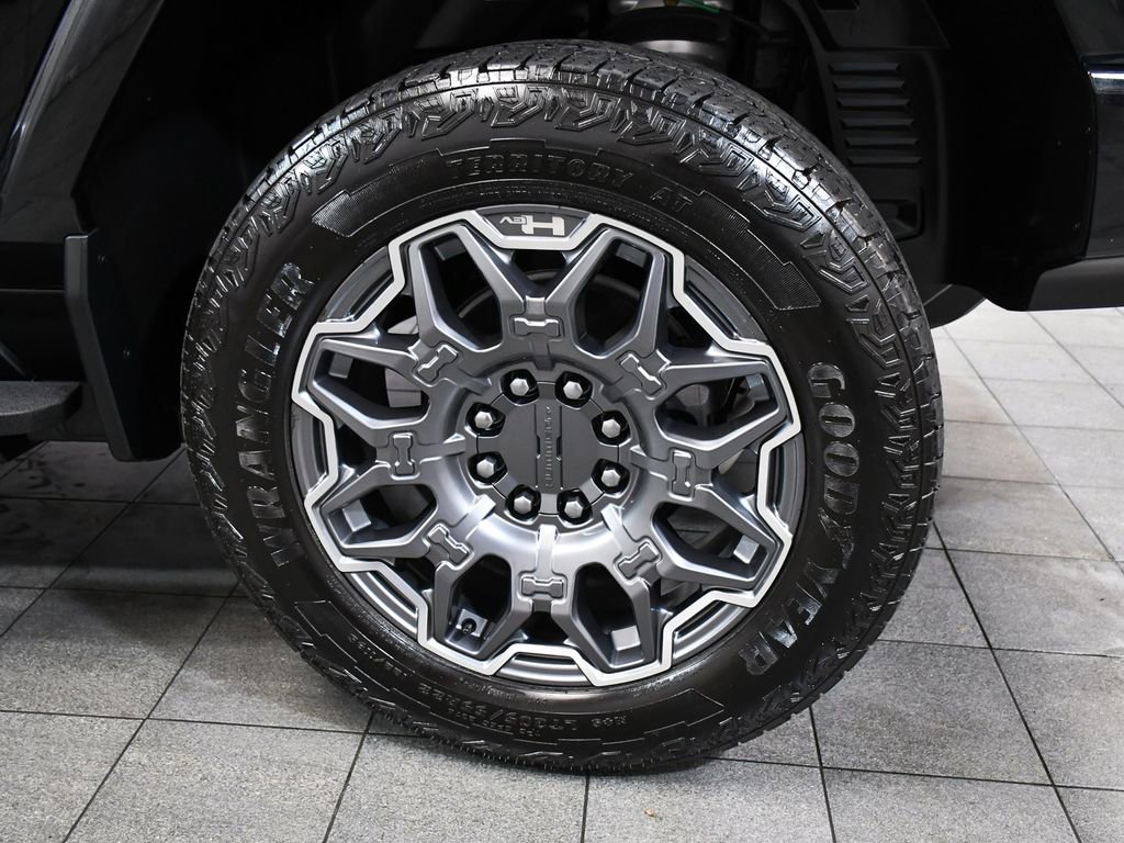 Used 2024 GMC Hummer EV 3X image 8