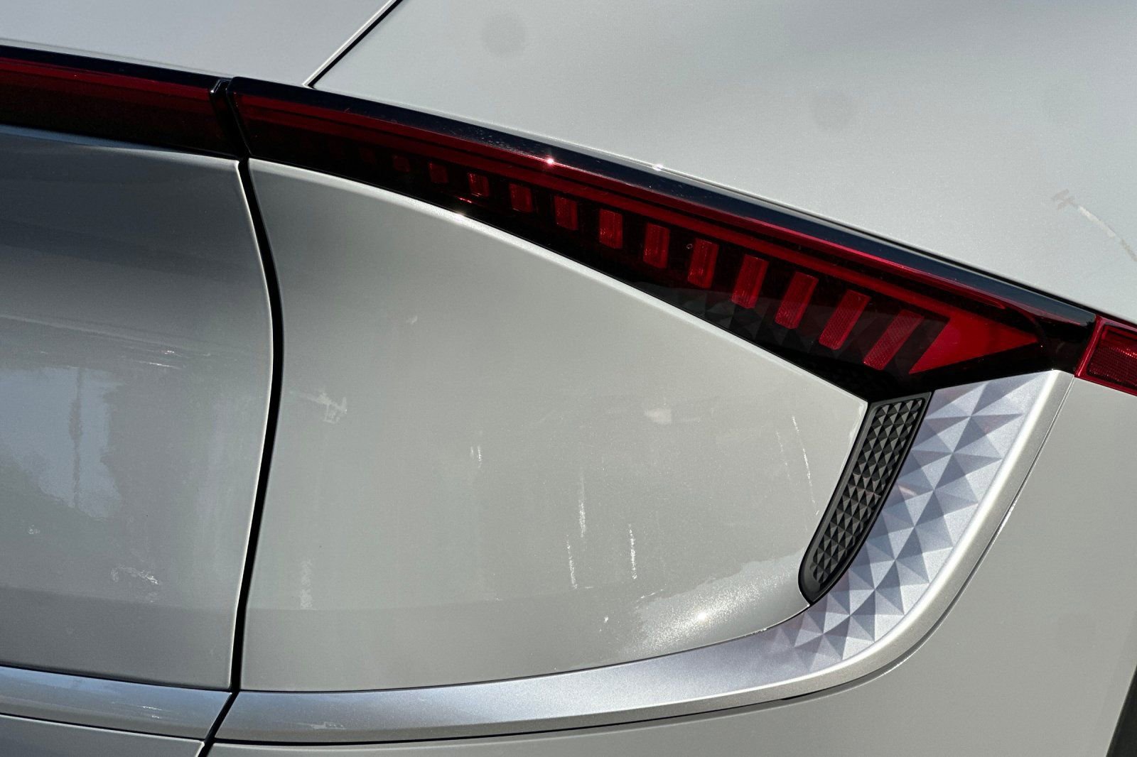 Used 2025 Kia EV6 Light image 51