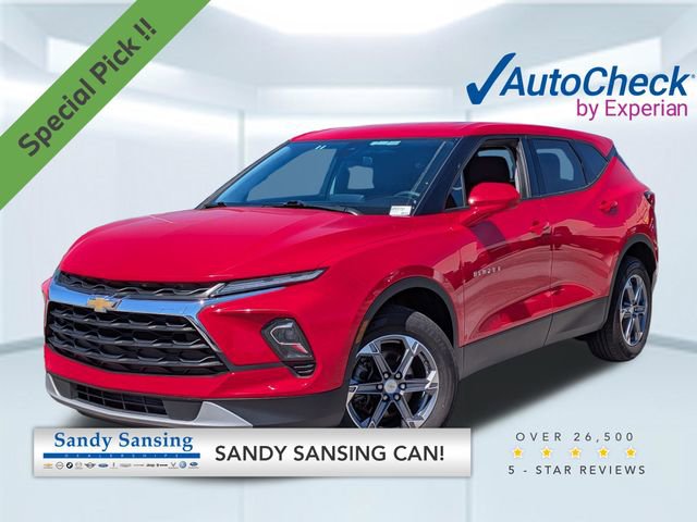Used 2023 Chevrolet Blazer LT image 1