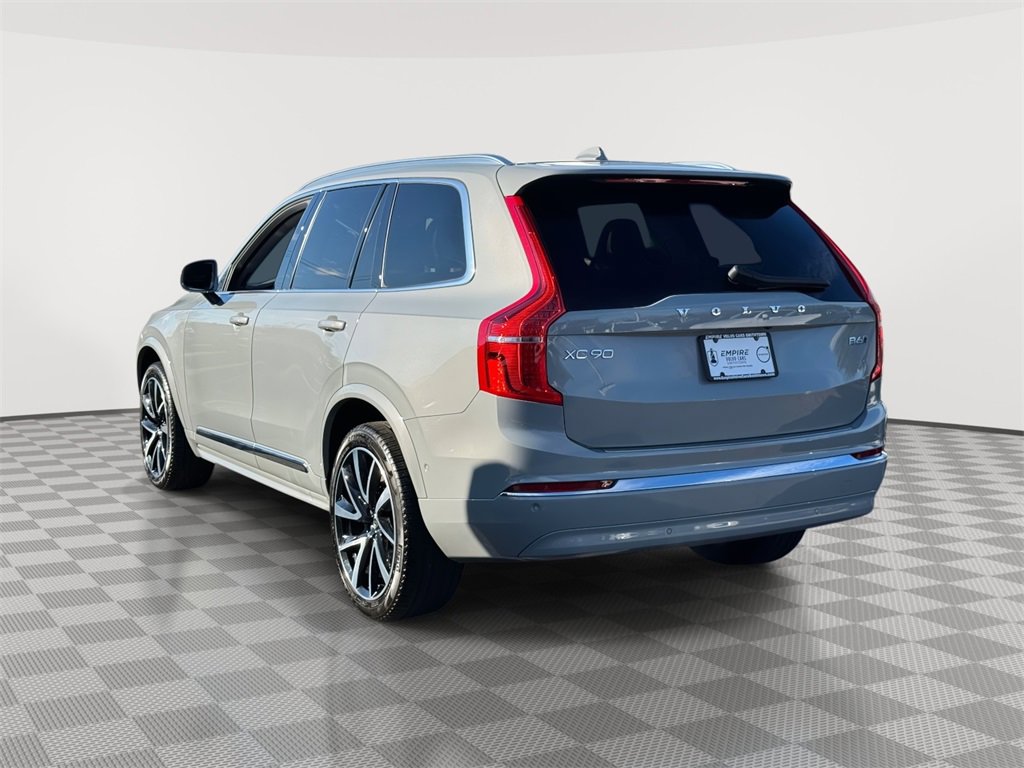 Certified 2024 Volvo XC90 B6 Ultimate w/ Protection Package Premier image 5