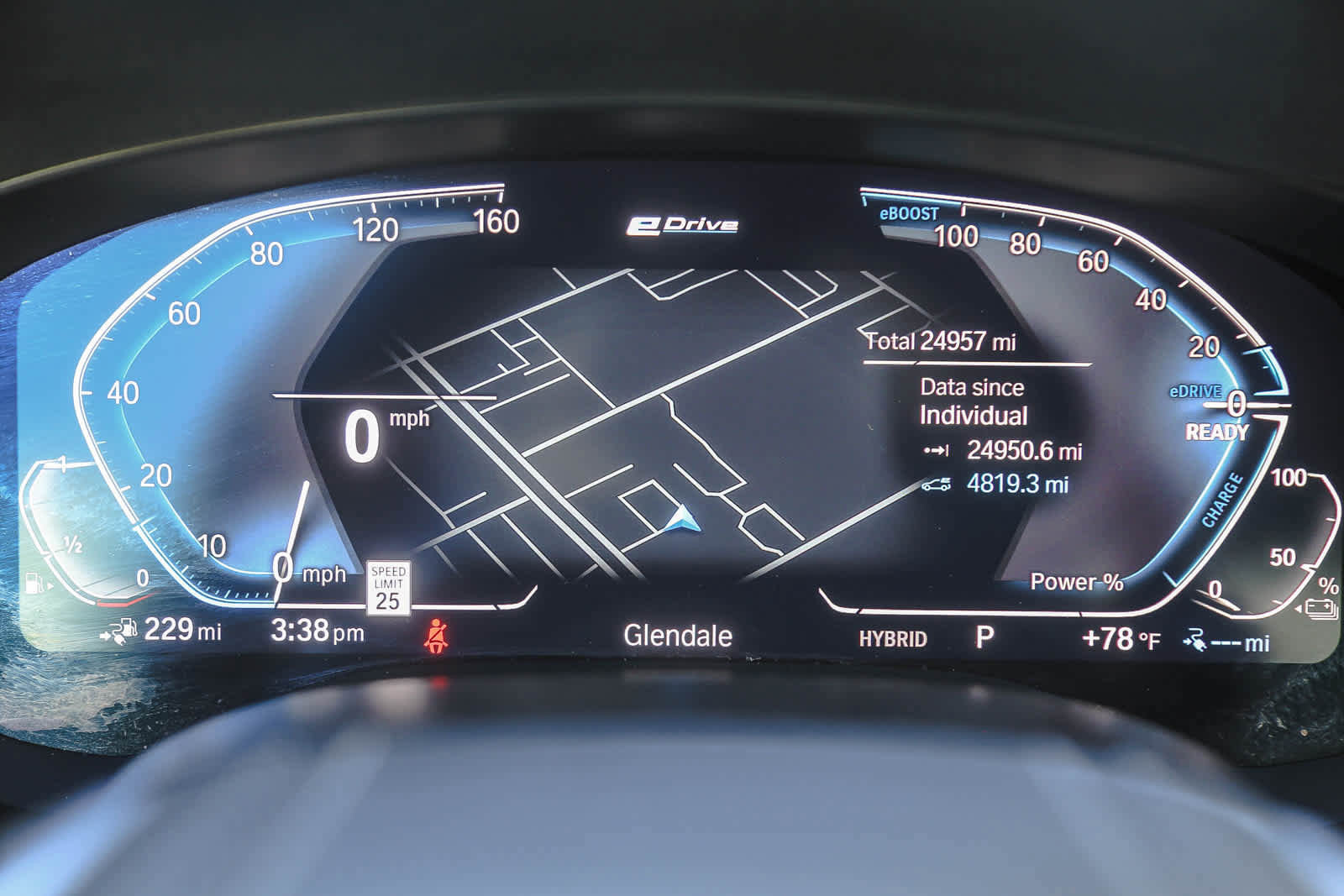 Certified 2023 BMW 530e w/ Convenience Package image 20