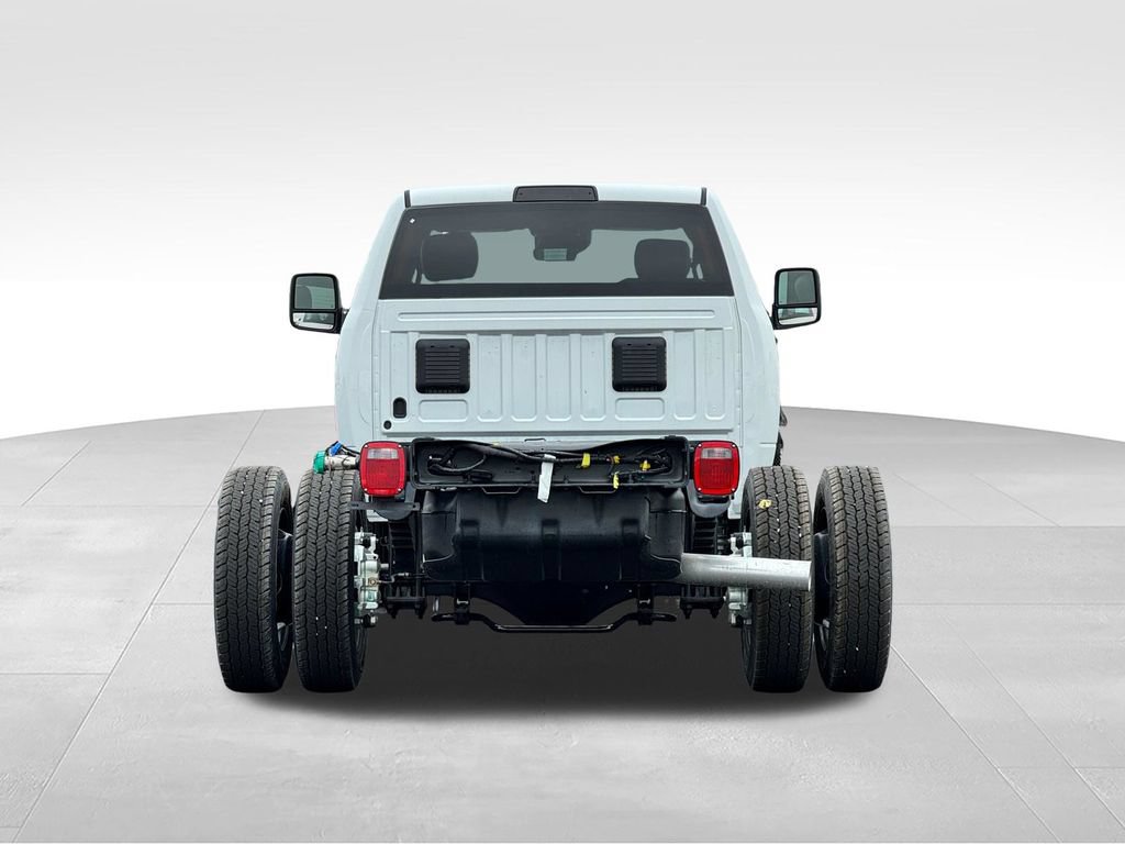 New 2026 RAM 5500 Tradesman AWD/4WD image 6