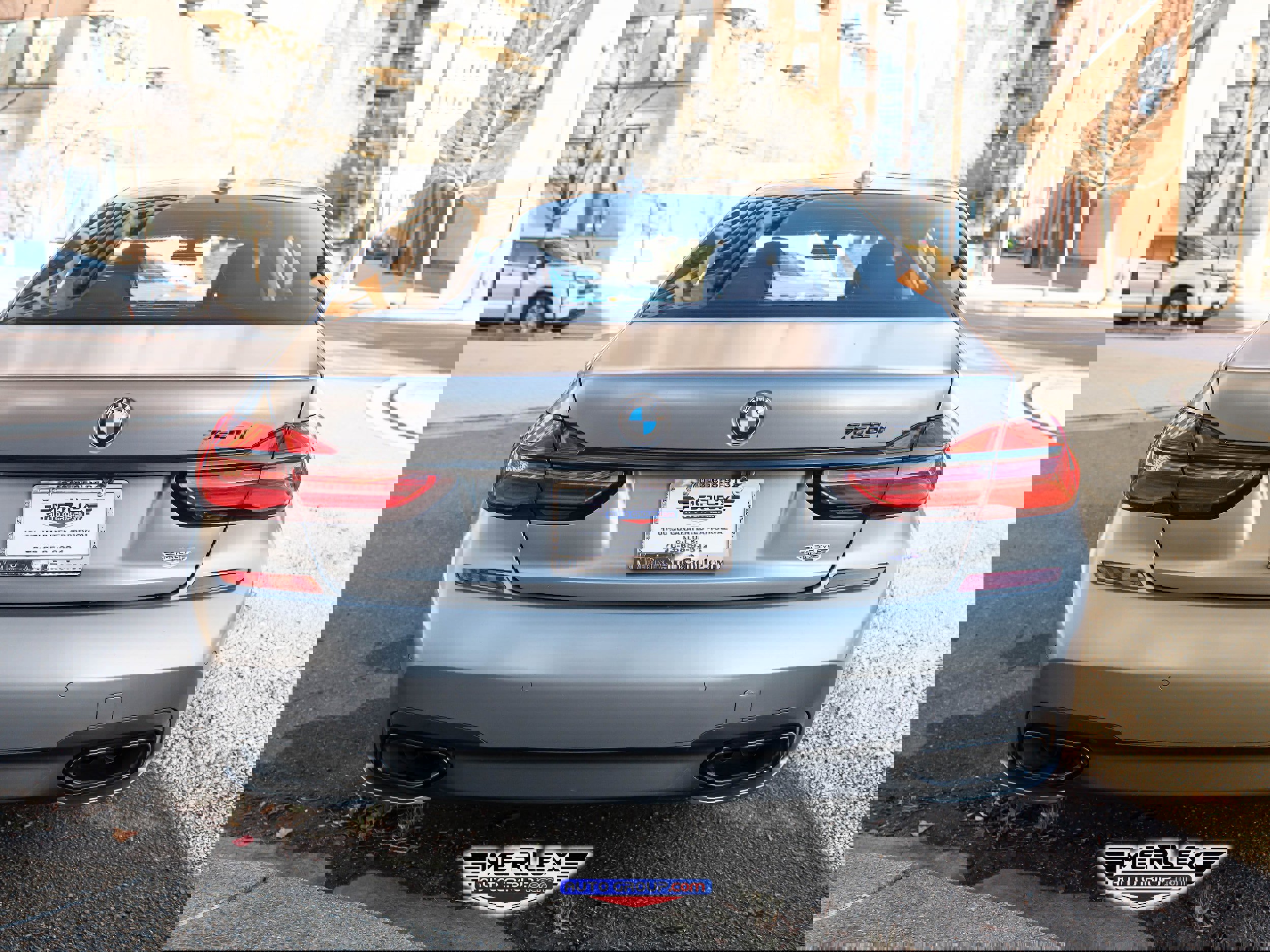 Used 2018 BMW 750i w/ Executive Package image 6