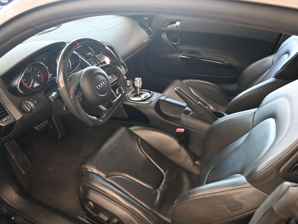 Used 2010 Audi R8 V10 image 18