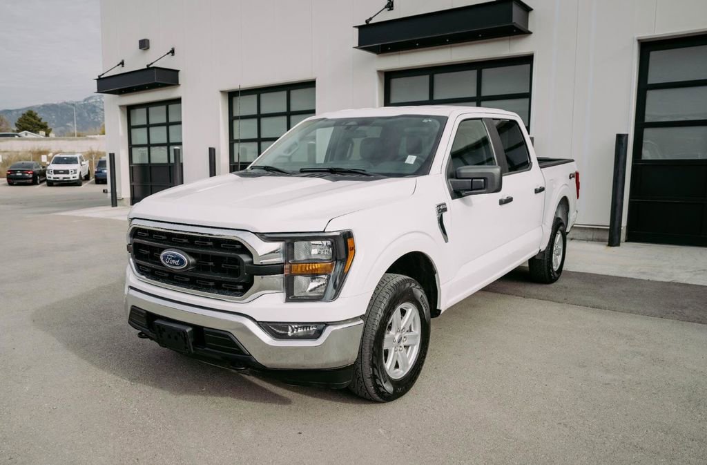 Used 2023 Ford F150 XLT image 3