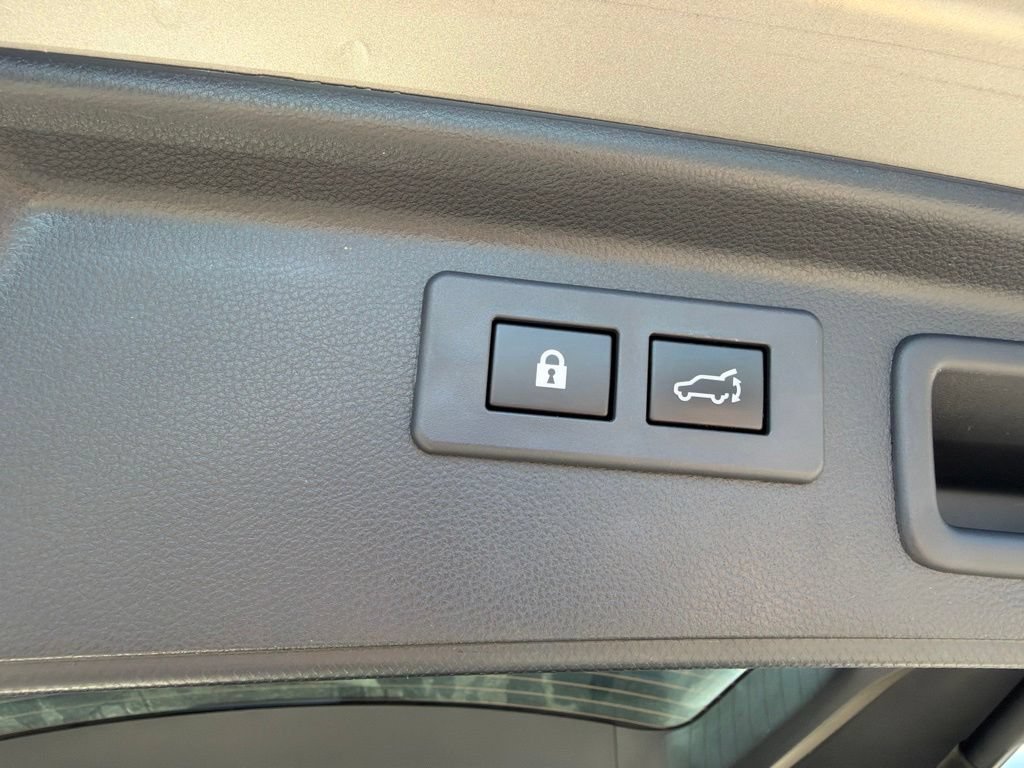 Used 2021 Subaru Forester Premium AWD/4WD image 11