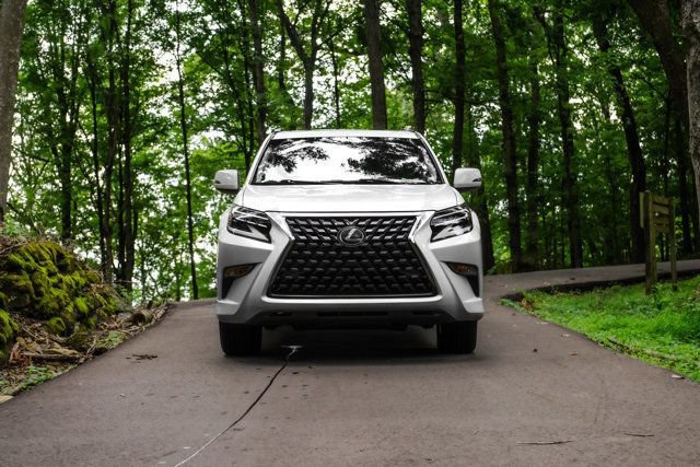 Used 2020 Lexus GX 460 AWD/4WD image 2